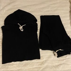 Wild Fable Crop atop Sweat Suit in Black. The cutest!